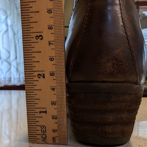 Born brand ankle leather boots - Picture 3 of 8